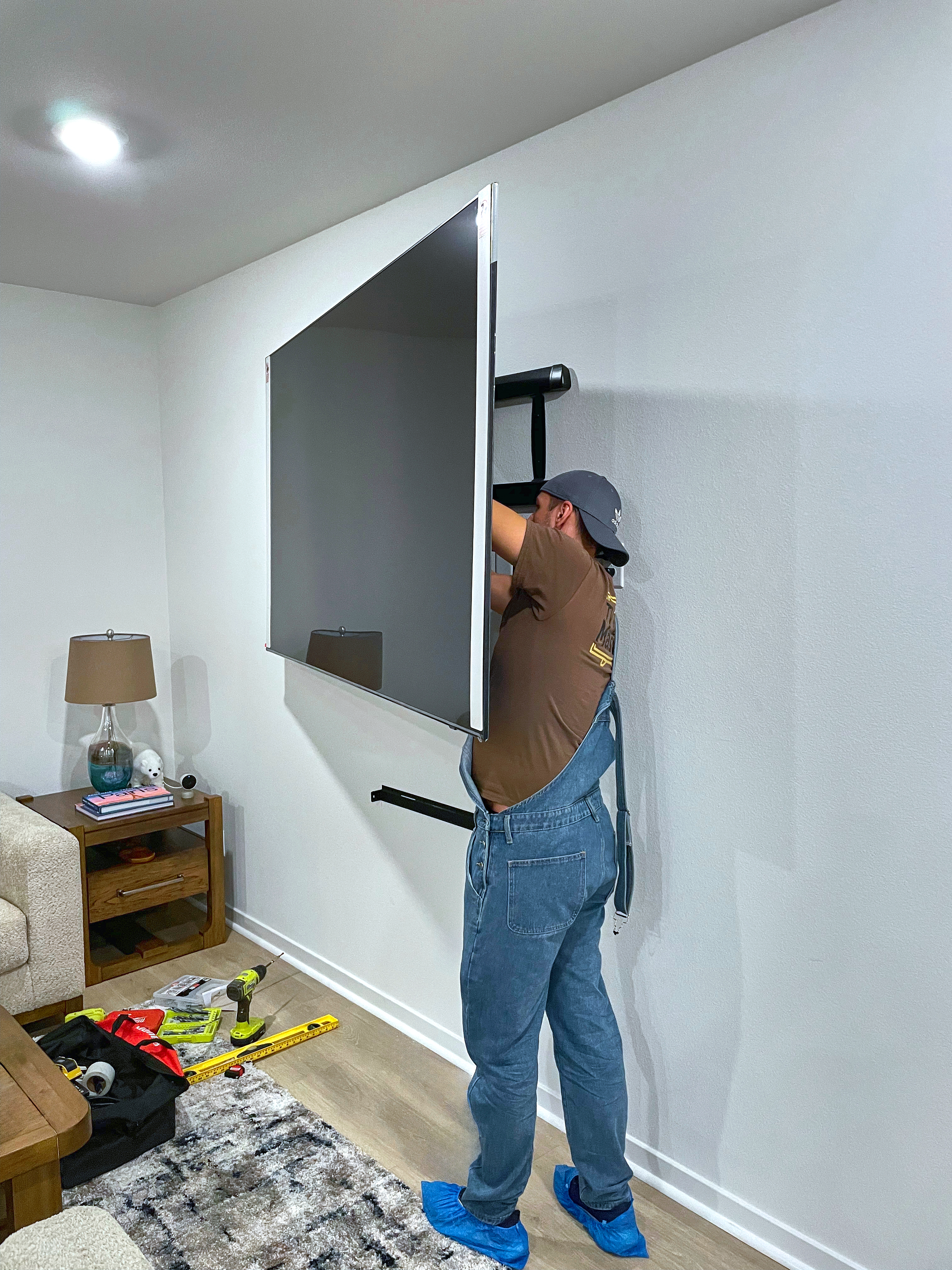 TV mounting